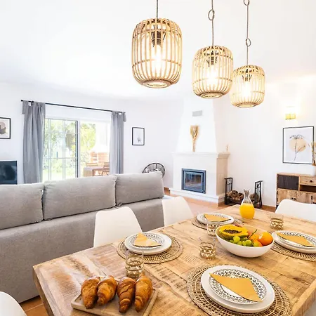 Baya - Great Family Complex With Communal Pool אלבופיירה