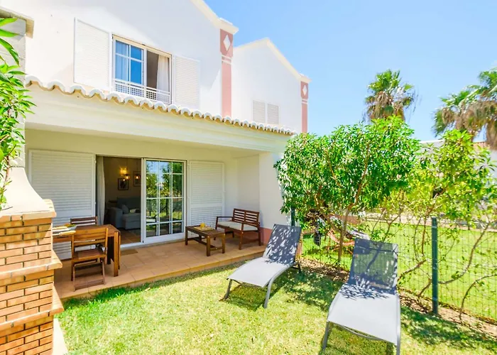 Baya - Great Family Complex With Communal Pool بيت للعطل