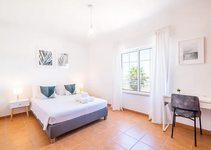 Baya - Great Family Complex With Communal Pool بيت للعطل البوفيرا